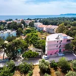 Lejlighedshotel Aurora Potos