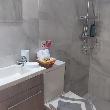 Aurora Aparthotel 3*