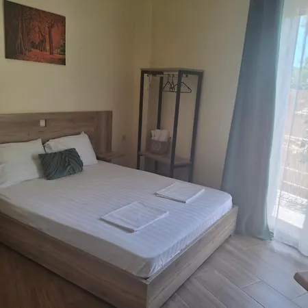 Aurora Ξενοδοχείο με διαμερίσματα Ποτός