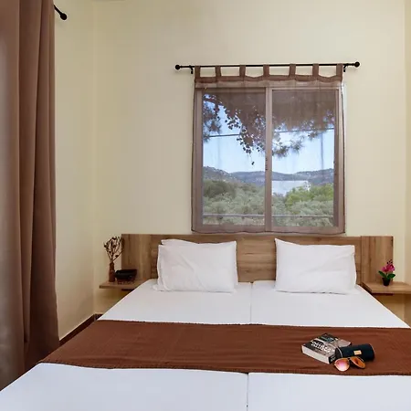Aurora Aparthotel